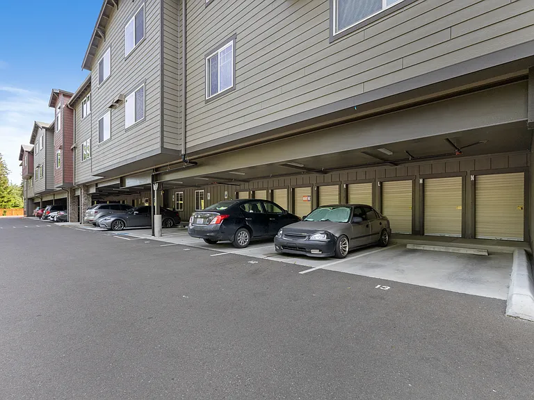 Mulberry Place — Photo 12