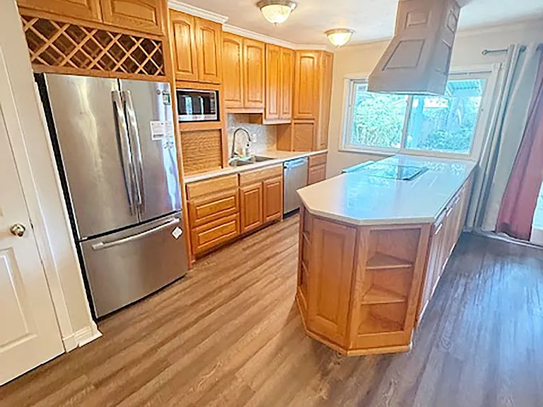 4808 Graham Ct — Photo 3