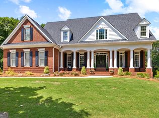 635 Birkdale Dr, Fayetteville, GA 30215