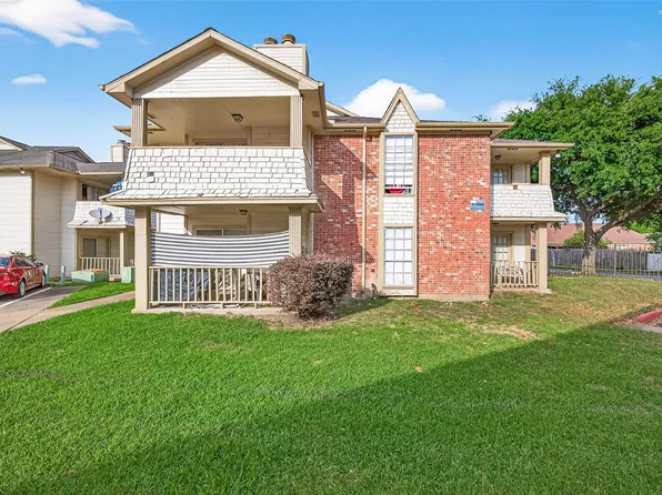 11500 Meadow Ln #4, Stafford, TX 77477