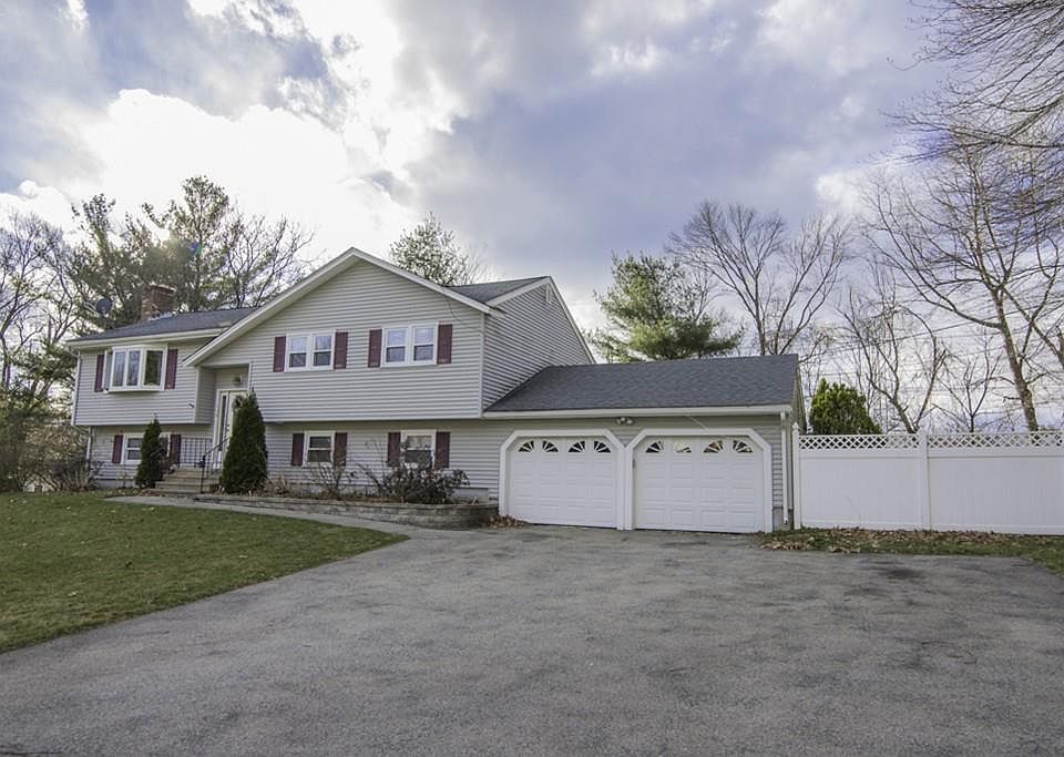 1st image of 130 Eastgate Rd