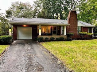 4036 Dover Rd, Youngstown, OH 44511