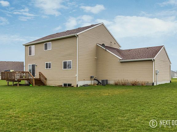 4th image of 29 Horseshoe Ct