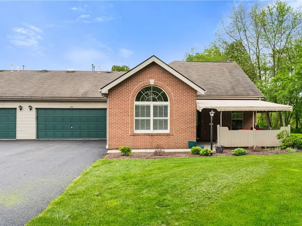 5104 Polo Fields Dr, Gibsonia, PA 15044