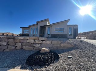 3057 W Platani Trail St, Saint George, UT 84770