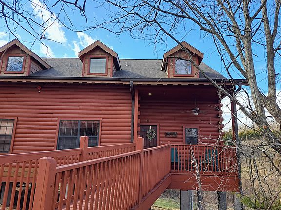 3rd image of 316 Summer Drive