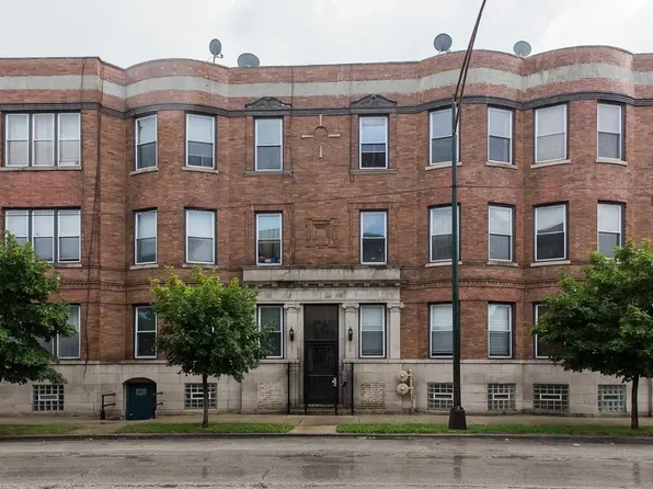 229 E 59th St #3, Chicago, IL 60637