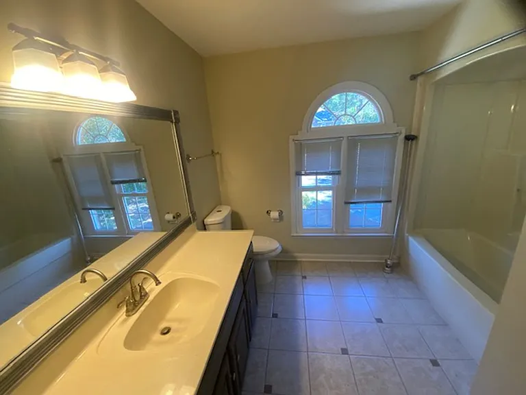 118 Sassafras Rd — Photo 9