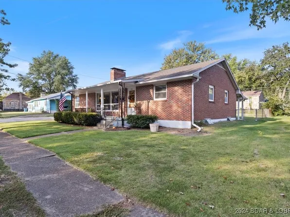 501 N Maple St, Eldon, MO 65026
