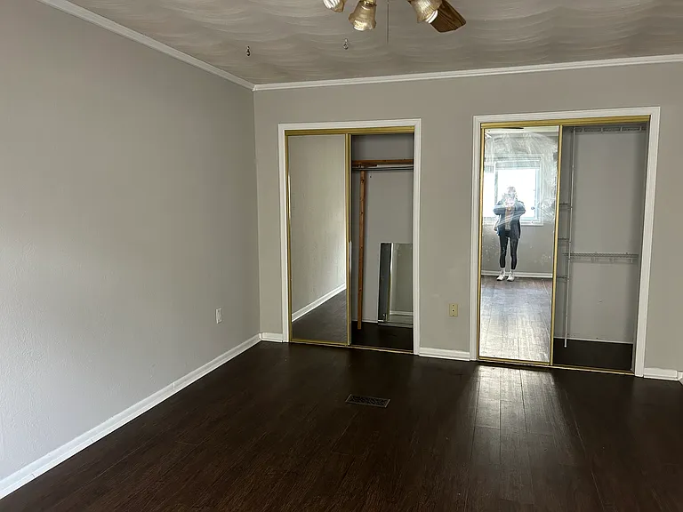 516 N Church St — Photo 8