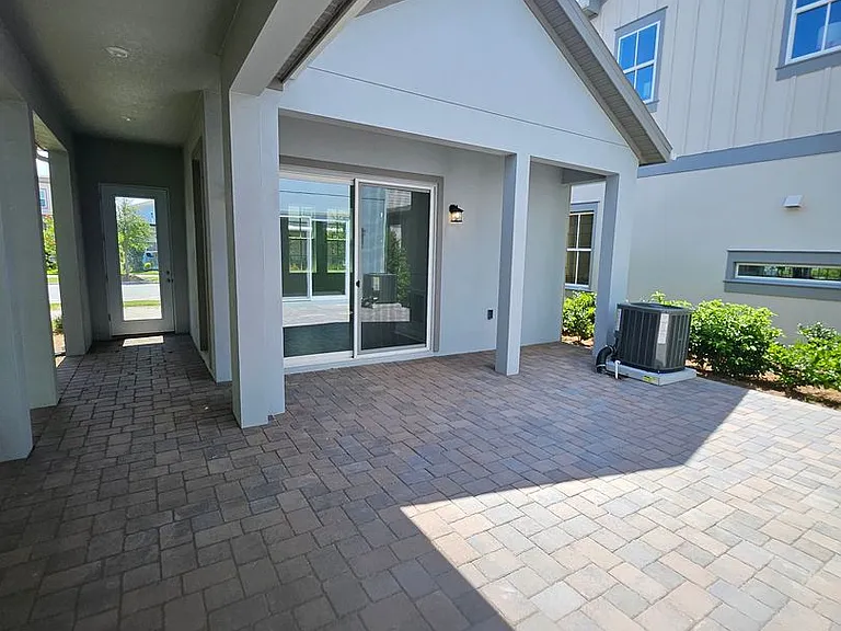 10172 Pearson Ave — Photo 36