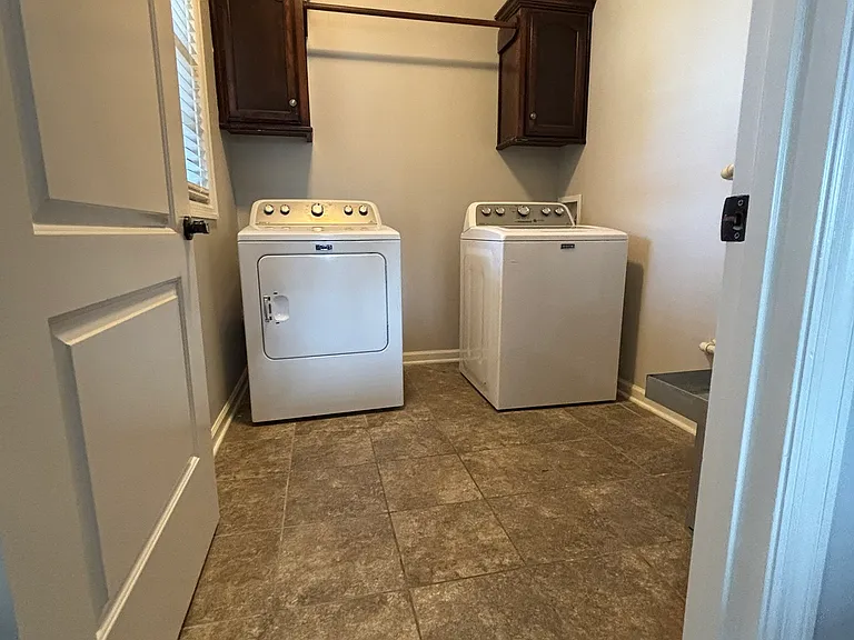 338 Big Station Camp Blvd #A — Photo 11