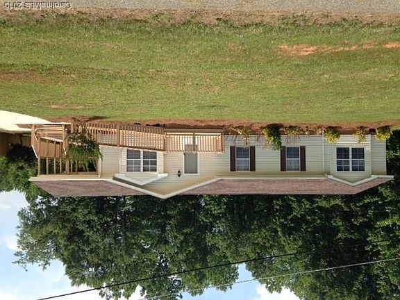 2nd image of 121 Teak Dr