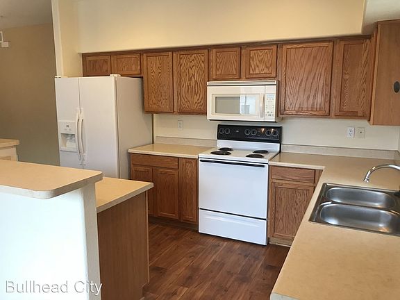 4th image of 1765 Central Ave APT 704