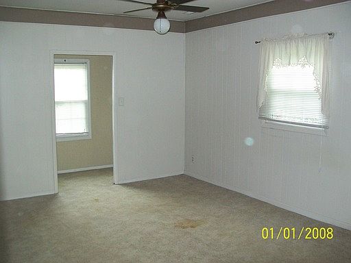 5th image of 1905 Brook Hollow Rd