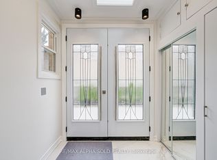 16 Arrowflight Dr, Markham, ON L3P 1S1