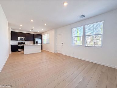 313 Crescent Glow Ln, Henderson, NV 89015, photo 3