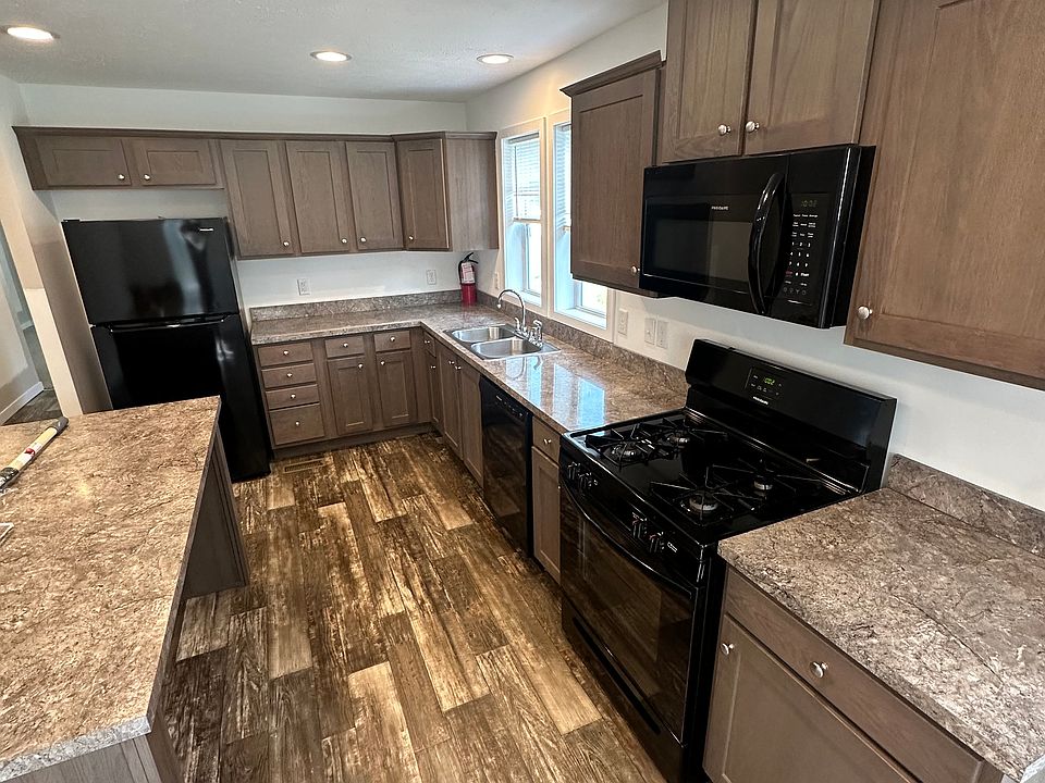 2nd image of 216 Macoun Ln #697