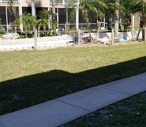 3rd image of 406 Bouchelle Dr APT 104