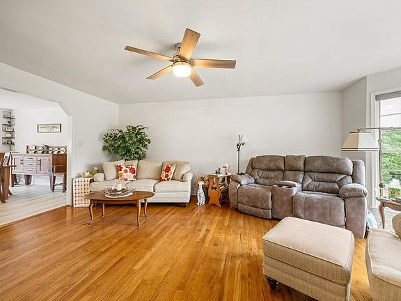 5th image of 530 Hulon Howard Rd