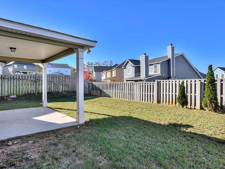 5515 Meghan Ln — Photo 35