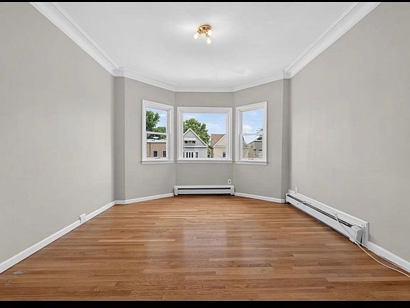 3rd image of 14 W 30th St Floor 2