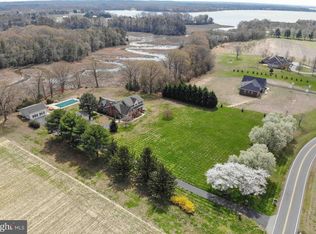 2045 Potts Point Rd, Huntingtown, MD 20639