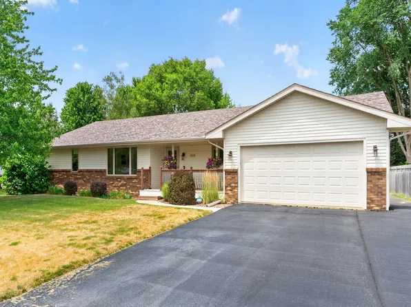 4930 Minns Dr, Machesney Park, IL 61115