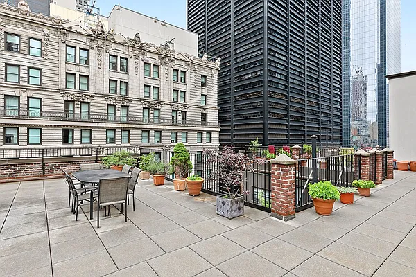 Sold by Compass | media 11