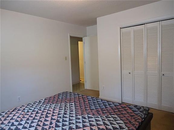 5th image of 2030 Barringer Cir