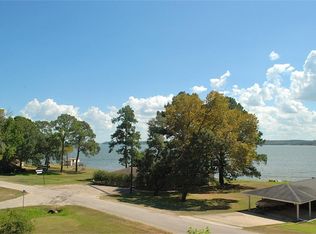 81 Edgewater Way, Pointblank, TX 77364