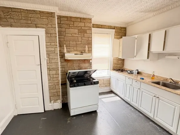 226-228 Ripley Pl #3, Elizabethport, NJ 07206