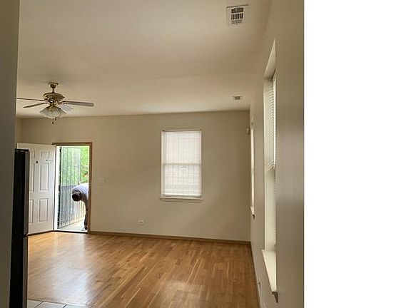 4th image of 6137 S King Dr #3