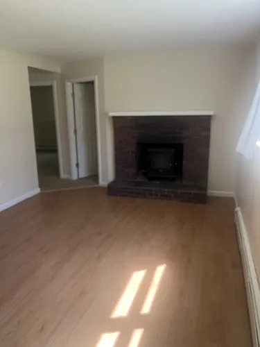 1633 Williston Rd Photo 1