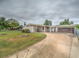 419 Meadowbrook Ln, Bartlesville, OK 74003