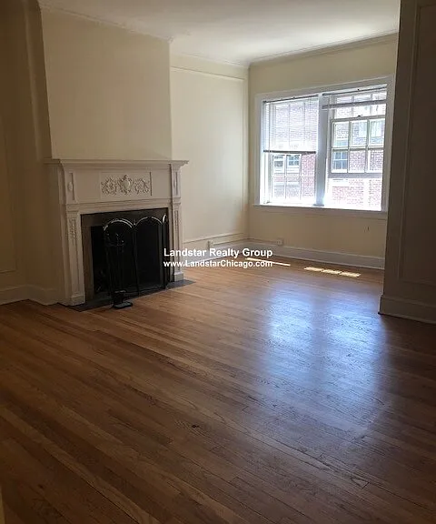 1454 Oak Ave #3W — Photo 2