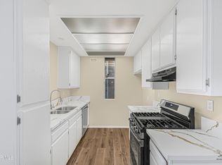 2805 W Avenue K12 APT 143, Lancaster, CA 93536