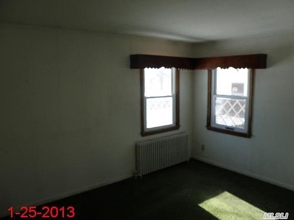 5th image of 15 E 7th St