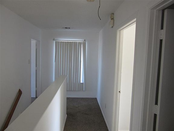 2nd image of 12828 Dove Field Ln