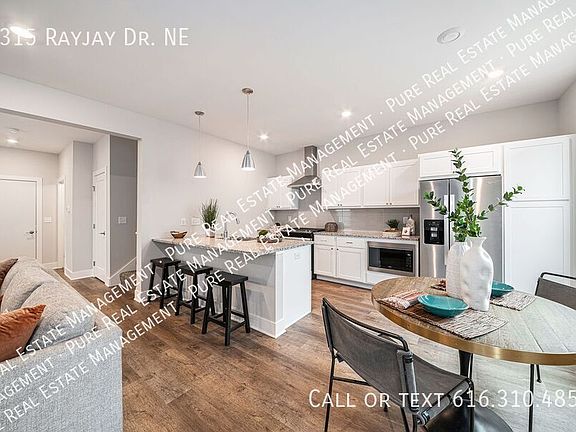 2nd image of 3315 Rayjay Dr
