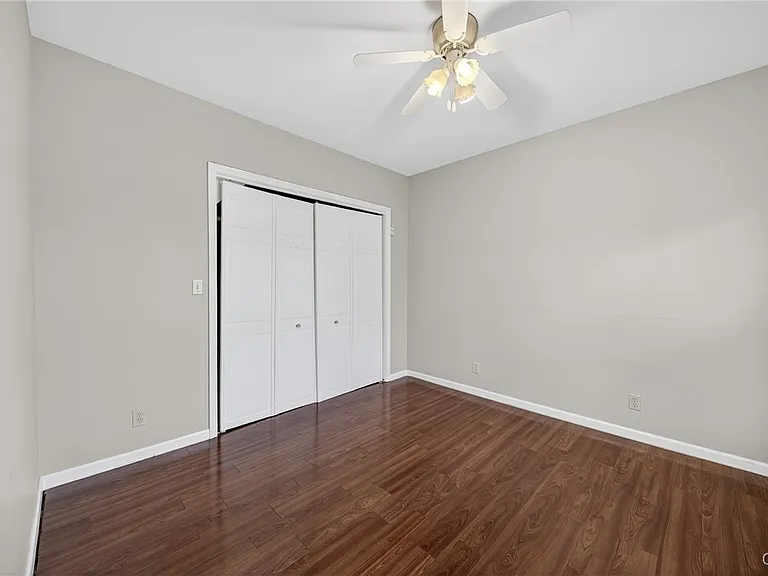2340 Court St — Photo 25