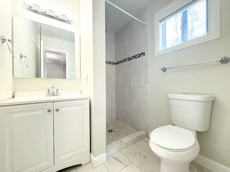 12915 Grenoble Dr — Photo 14