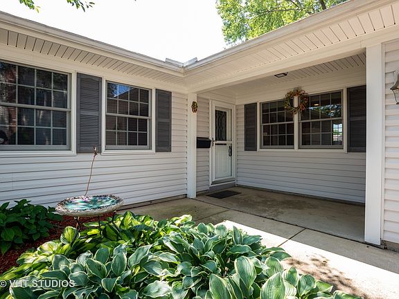 3rd image of 510 Argyll Ln