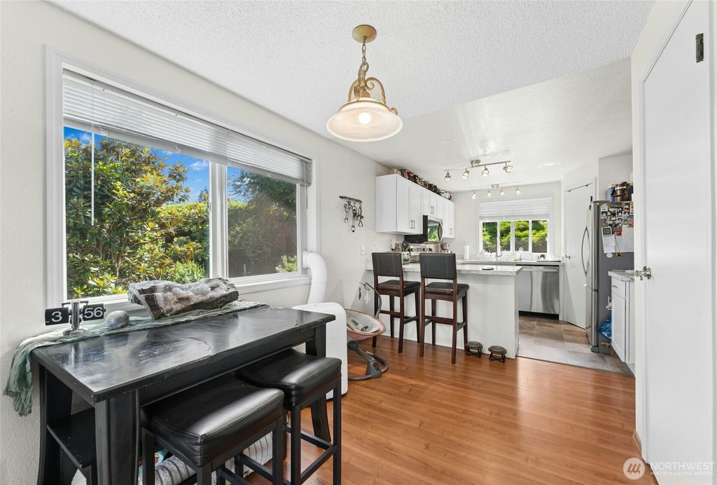 5113 S 4th Avenue, Everett, WA - More