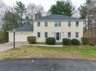 12 Bartlett Pl, Walpole, MA 02081