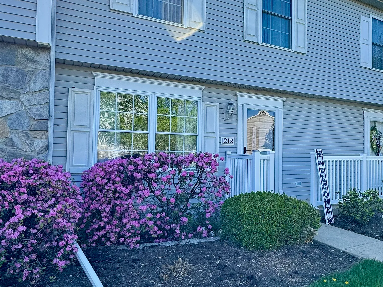 212 Birchtree Ct — Photo 2