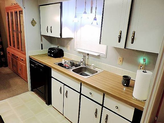 5th image of 28944 Hubbard St Lot 77