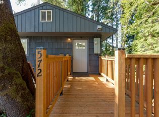 572 Old Cannon Beach Rd, Cannon Beach, OR 97110
