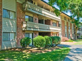 1280 Postgrove Dr APT C, Saint Louis, MO 63146