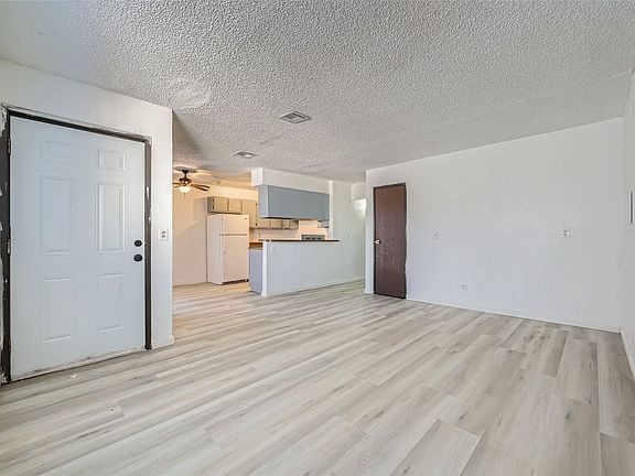 2nd image of 1533 Cobb Ln APT 2